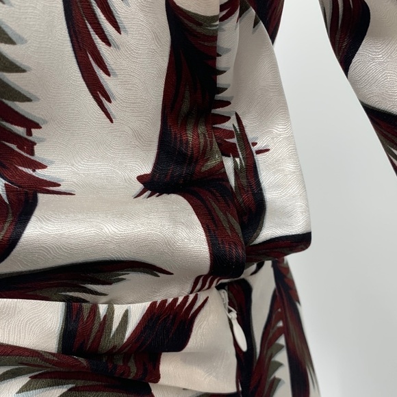 A.L.C.
Freja Twist-Front Printed Silk Dress - Picture 6 of 9